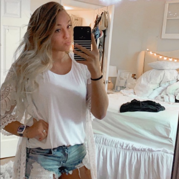 Meet your posher, Madyson - Picture 1 of 1